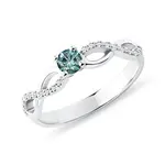 Prstienok z bieleho zlata s modrým diamantom KLENOTA