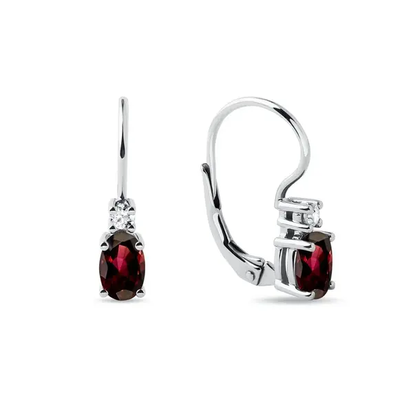 Náušnice z bieleho zlata s oválnymi granátmi a diamantmi KLENOTA
