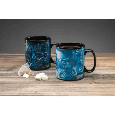 Hrnek měnící Dungeon and Dragons