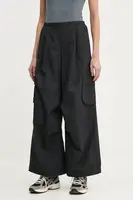 Tepláky adidas City Escape