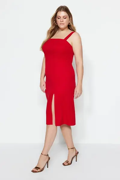 Trendyol Curve červené tkané šaty s rozparkom