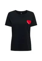 Černé tričko s červeným srdcem