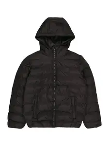 Urban Classics Zimná bunda  čierna