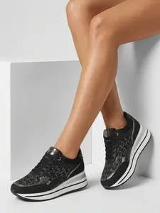 Dámské tenisky na skrytém klínovém podpatku