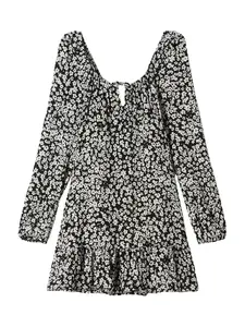 Bershka Šaty  čierna / biela