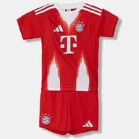 Kojenecká sada adidas Performance FC Bayern Munich červená barva, JN8508