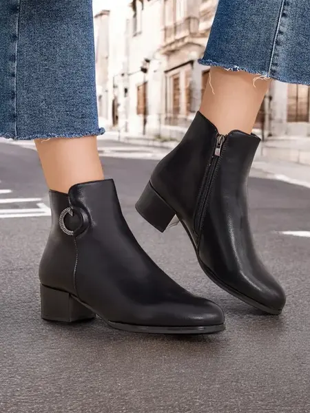 Resti Women's Boots Vifto