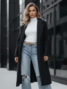 Dámský černý zimní kabát typu beránek