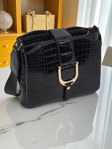 Resti Patent small women's handbag made of faux leather Gilded Night