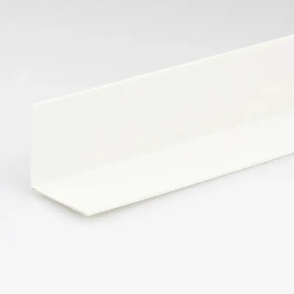 Profil uholníkový PVC biely lesk 25x25x1000