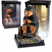 Noble Collection Fantastické zvieratá figúrka Magical creatures Hrabák 18 cm