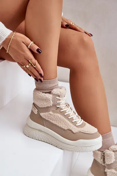 Women's platform sneakers with sheepskin Lee Cooper Beige