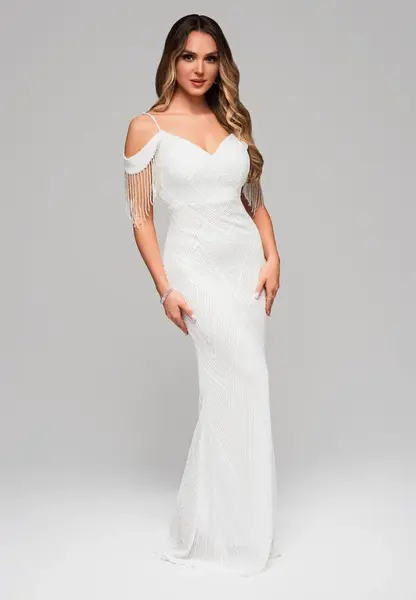 Elegantní večerní šaty