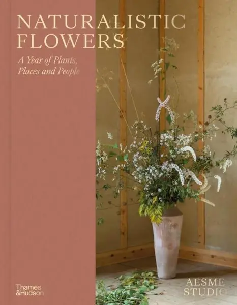 Naturalistic Flowers - AESME Studio