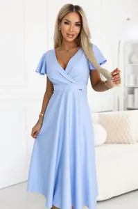 Midi šaty se třpytivým odleskem - světle modré