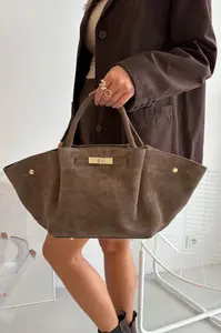 Kabelka z přírodního semiše Fiorenza