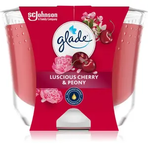 GLADE Luscious Cherry & Peony vonná sviečka 204 g