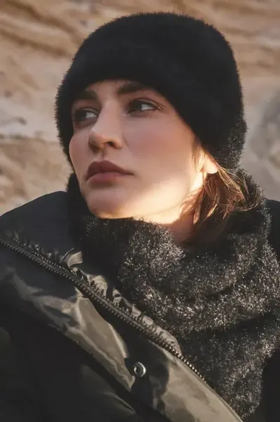 Marisse Warm Fur Hat, Black