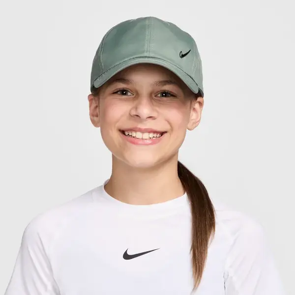 Nike Dri-FIT Club Kids Unstructured Metal Swoosh Cap One Size