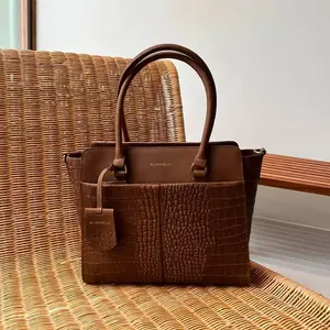 Dámská kožená kabelka Burkely Porte - hnědá