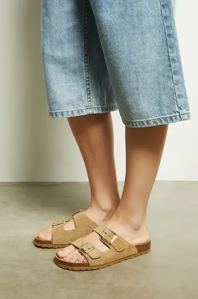 Semišové pantofle Medicine