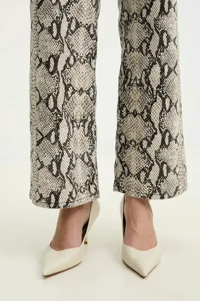 Kožené lodičky Answear.LAB béžová barva