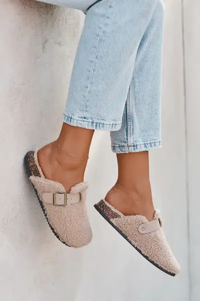 Boto Dámské pantofle s kožíškem typu beránek Béžové Lorivine