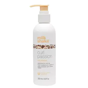 Milk Shake Fluid pro kudrnaté a vlnité vlasy Curl Passion (Curl Shaper) 200 ml
