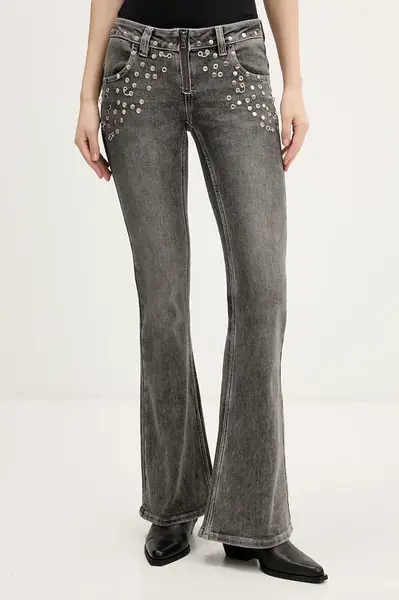 Džíny The Ragged Priest