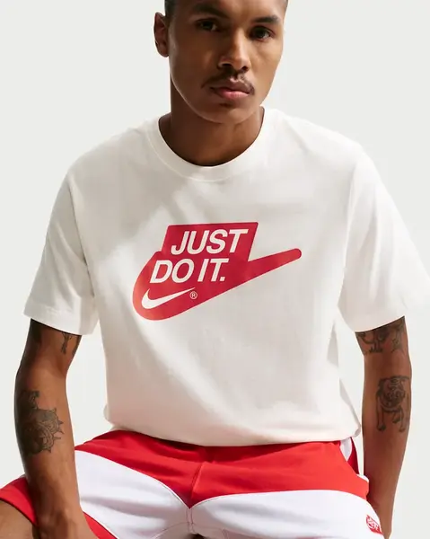 Nike Sportswear T-Shirt M