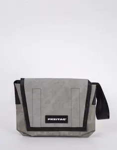FREITAG F11 Lassie