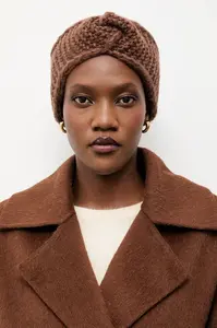 Čelenka s vlnou Answear.LAB