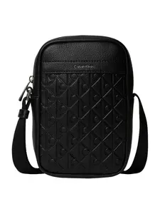 Calvin Klein Taška cez rameno  čierna