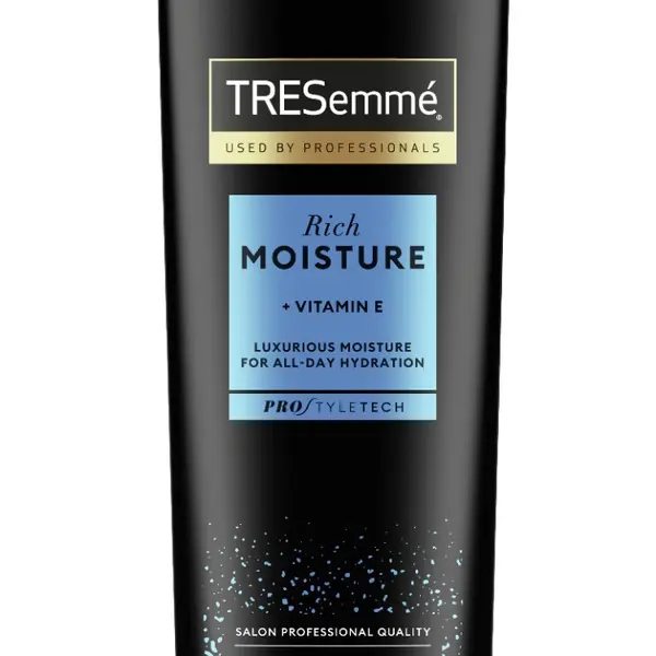 TRESemmé Rich Moisture šampon 400 ml