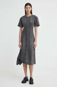 Džínové šaty Remain