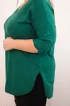 Plus size dámska blúzka s V-výstrihom