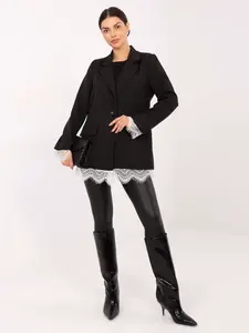 Čierny dámsky blazer