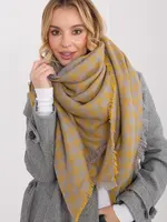 Dámsky šál v žltej farbe