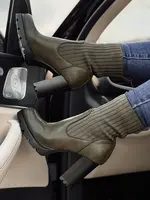 Dámske členkové topánky DOMVIBE na podpätku