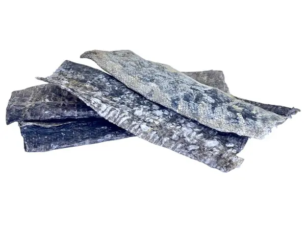 LK Baits Pet Luxusní Plátky z Kůže Tresky, 30g