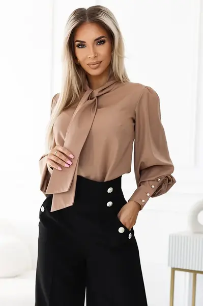 578-1 Wobbly business blouse made of long hair, wiring and guzikami - color of the carnival