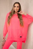 Set with a sweatshirt in pink neon color