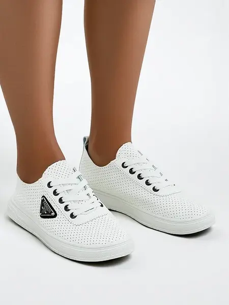 Resti Lace-up women's sporty shoes with a print Fennie