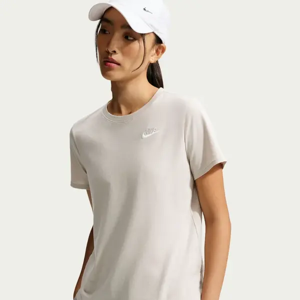 Nike Sportswear Club Essentials S