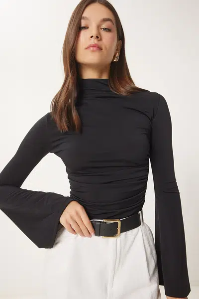 Happiness İstanbul Women's Black Spanish Sleeve Gathered Sandy Knitted Blouse