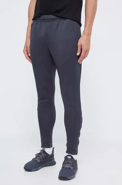 Tepláky adidas