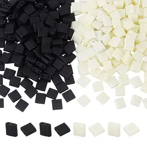 300Pcs 2 Colors 2-Hole Opaque Glass Seed Beads