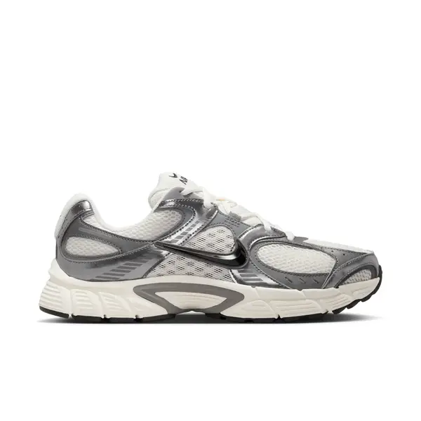 Nike V5 RNR Shoes 42