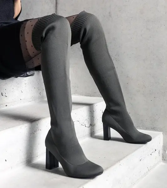 Gemre Green slip-on block heel boots with stretchy upper Flamme