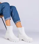 Gemre White ankle boots with elastic insert Rolandela